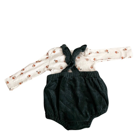 Baby Girl Fall/Winter Corduroy Romper Outfit - Picture 2 of 8